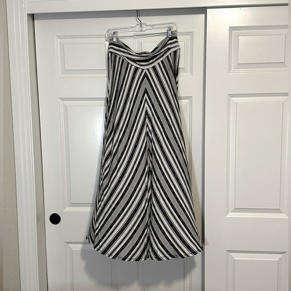 Motherhood Maternity Maxi Skirt Size Large